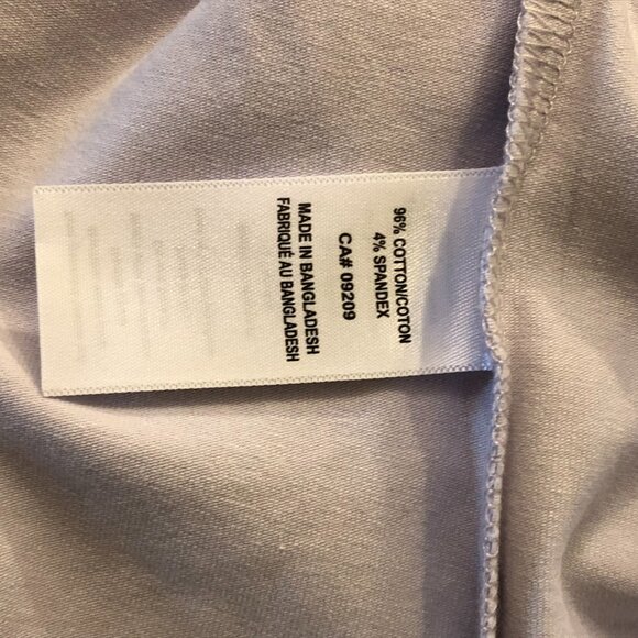 Light purple sleeveless top NWT - Petites XS - Picture 9 of 10